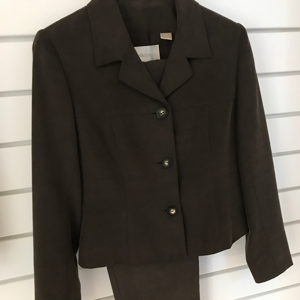 DANA BUCHMAN 2 piece SILK Pantsuit